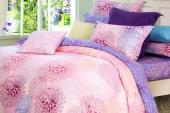 温暖的床单和被子在春天会变成纯棉。