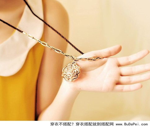 花样美搭毛衣链